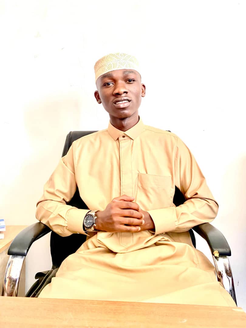 Teacher Fatima Khan Photo