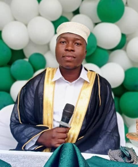 Teacher Fatima Khan Photo